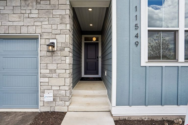 RM01006005 – Kendall R – 11549 202nd Street W 06