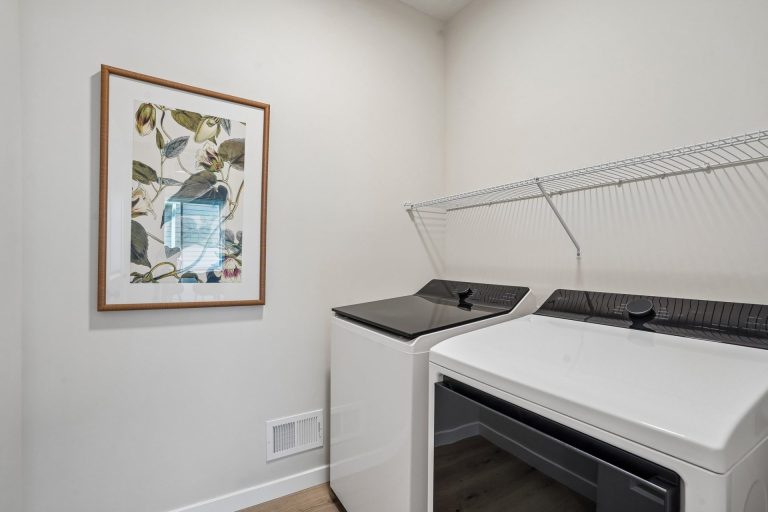 RM01006005 – Kendall R – 11549 202nd Street W 27