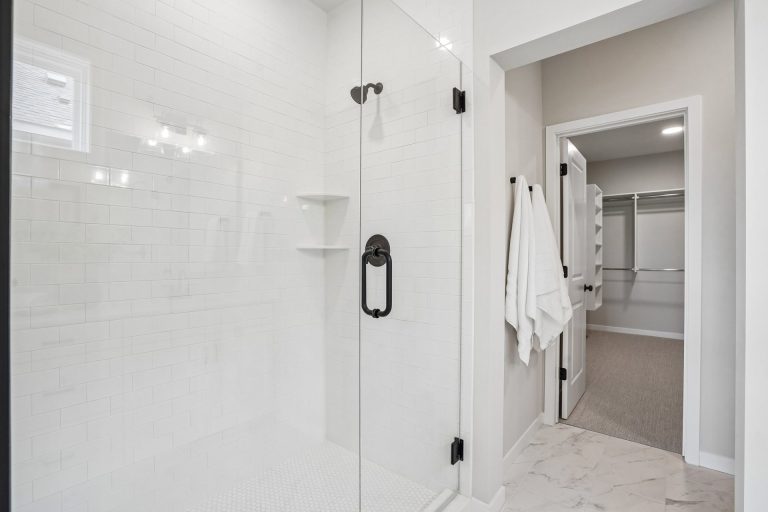 RM01006005 – Kendall R – 11549 202nd Street W 34