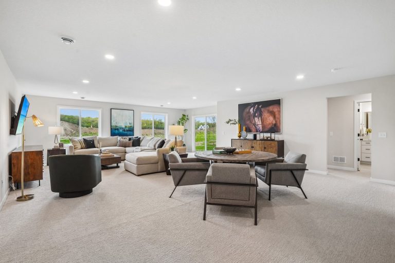RM01006005 – Kendall R – 11549 202nd Street W 36