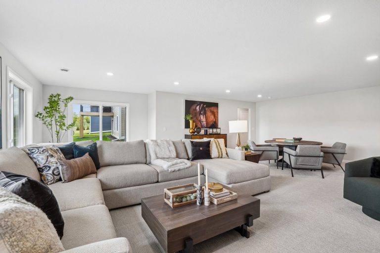 RM01006005 – Kendall R – 11549 202nd Street W 39