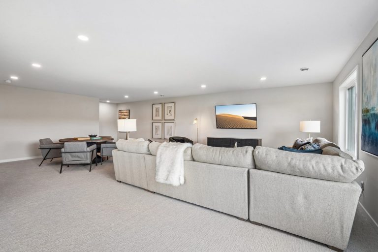 RM01006005 – Kendall R – 11549 202nd Street W 40