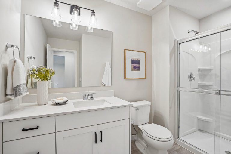 RM01006005 – Kendall R – 11549 202nd Street W 44
