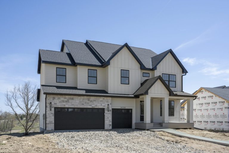 RVR03015002 – St. Croix A – 14708 Kingsview Lane N 01