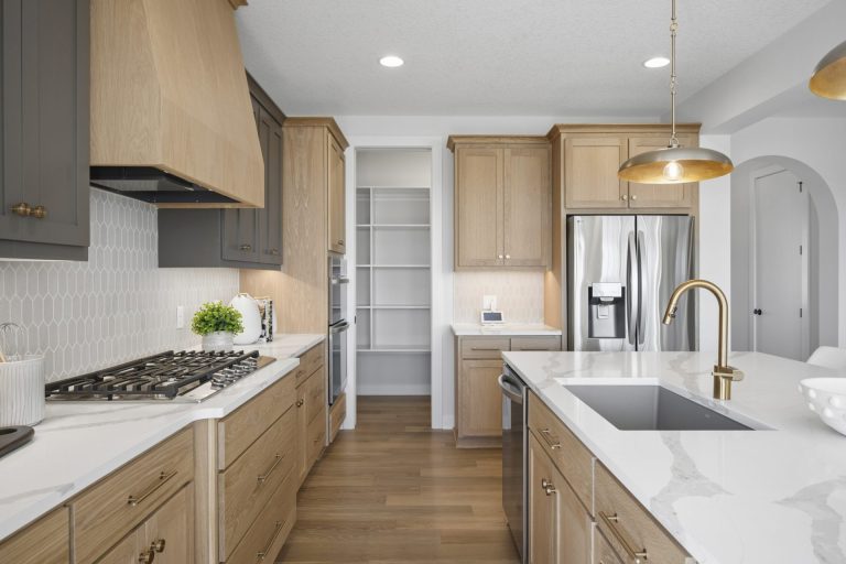 RVR03015002 – St. Croix A – 14708 Kingsview Lane N 27