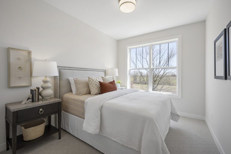 RVR03015002 – St. Croix A – 14708 Kingsview Lane N 33