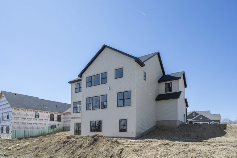 RVR03015002 – St. Croix A – 14708 Kingsview Lane N 64