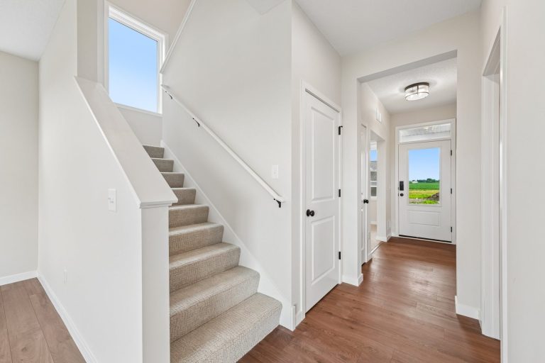 AV01001003 – Virginia A – 4664 Jamocha Ave NE 07