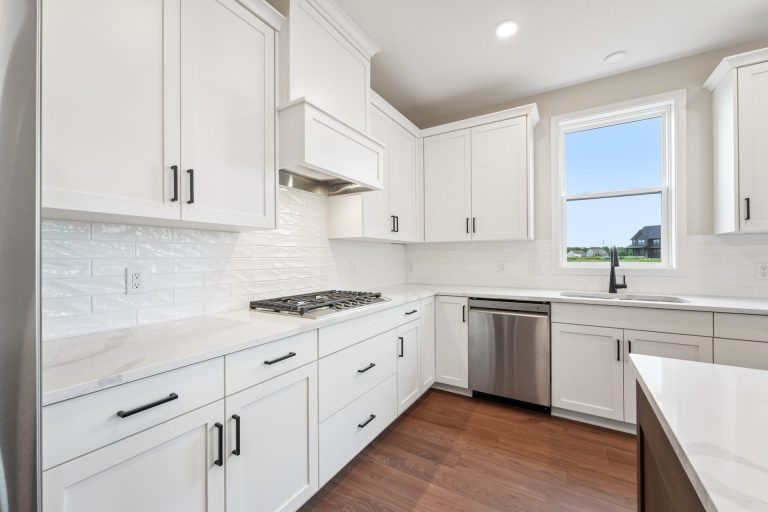 AV01001003 – Virginia A – 4664 Jamocha Ave NE 20