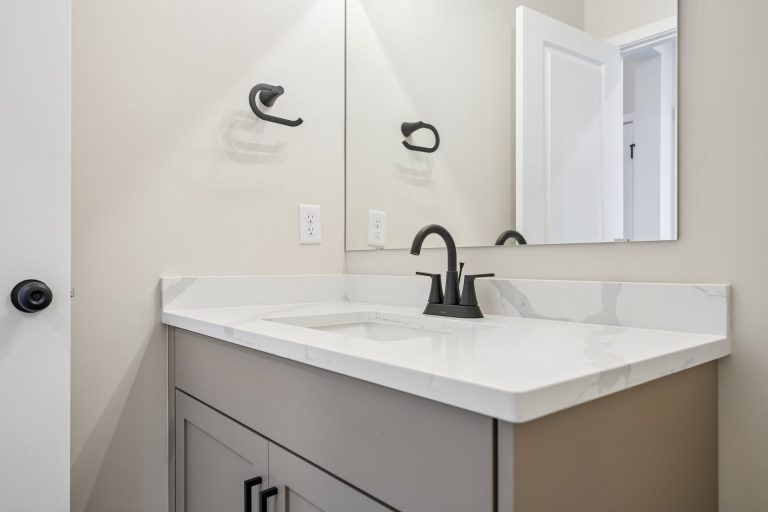 AV01001003 – Virginia A – 4664 Jamocha Ave NE 30