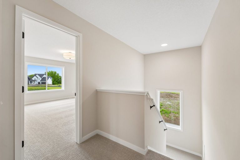 AV01001003 – Virginia A – 4664 Jamocha Ave NE 31