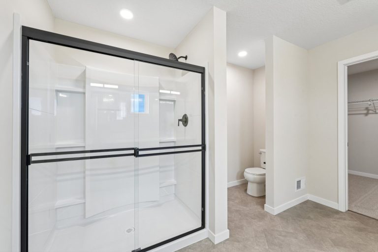 AV01001003 – Virginia A – 4664 Jamocha Ave NE 36