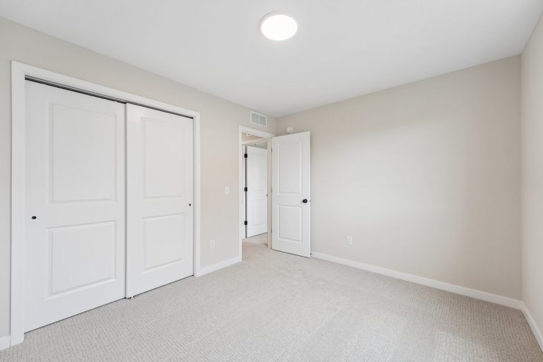 AV01001003 – Virginia A – 4664 Jamocha Ave NE 47