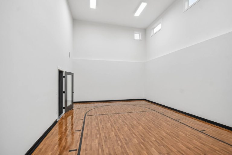 RIT04001004 – Wesley E – 11545 200th Street West 35