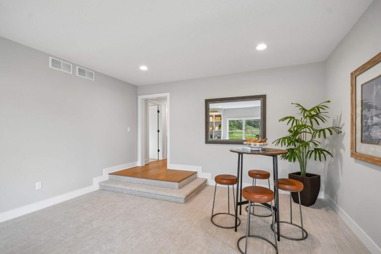 RIT04001004 – Wesley E – 11545 200th Street West 37