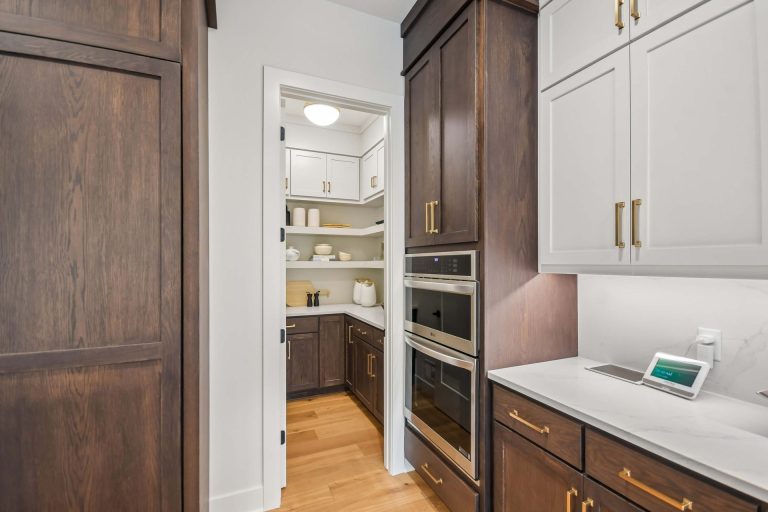 RIT04001004 – Wesley E – 11545 200th Street West 42