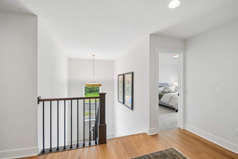 RIT04001004 – Wesley E – 11545 200th Street West 50