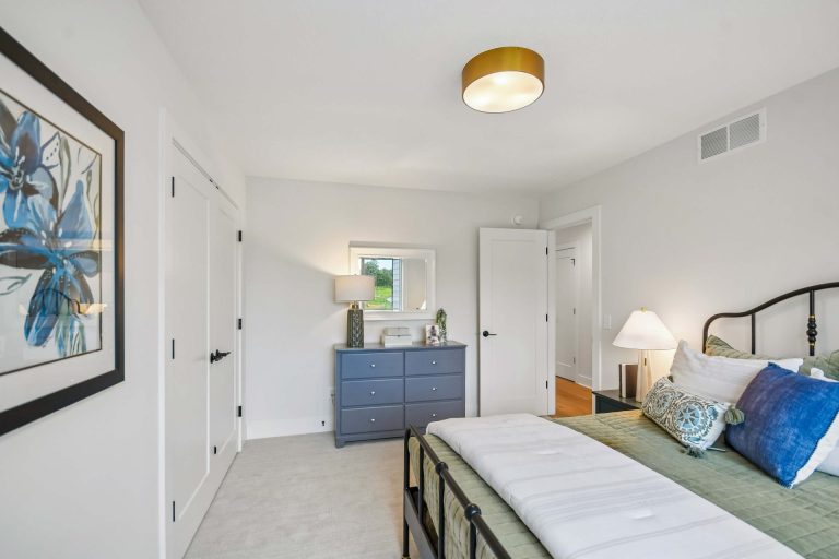 RIT04001004 – Wesley E – 11545 200th Street West 74