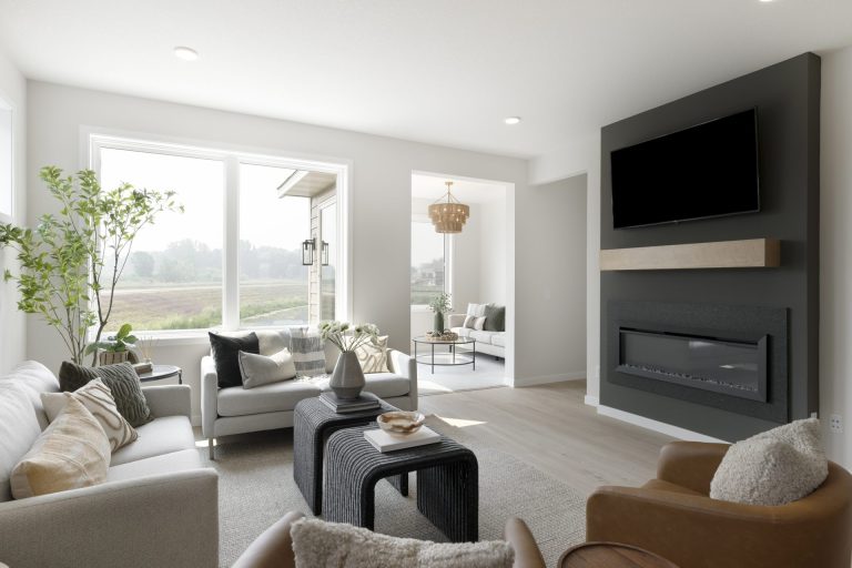 RM01002004 – McKinley R – 11518 202nd Street West 14
