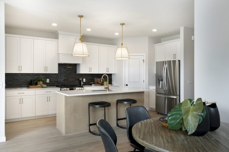 RM01002004 – McKinley R – 11518 202nd Street West 20
