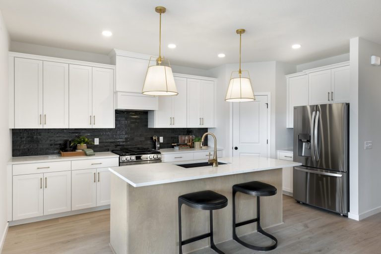RM01002004 – McKinley R – 11518 202nd Street West 21