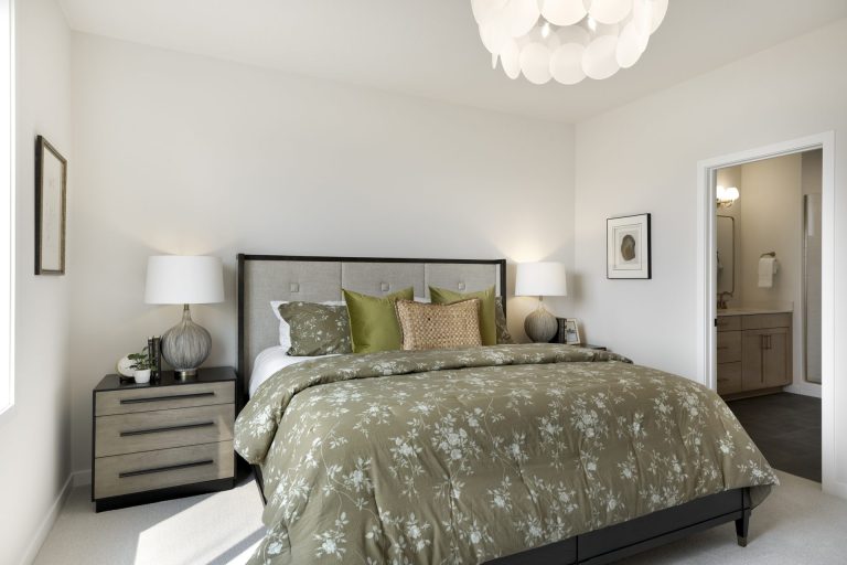 RM01002004 – McKinley R – 11518 202nd Street West 32