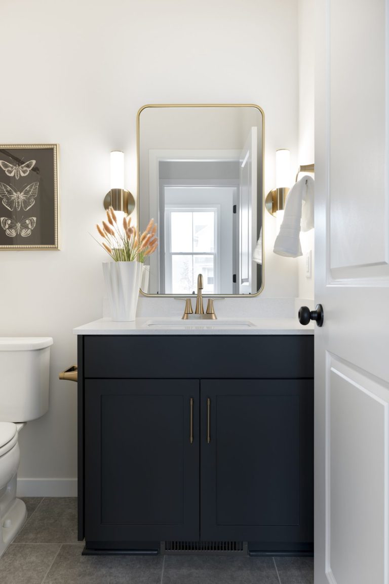 RM01002004 – McKinley R – 11518 202nd Street West 40