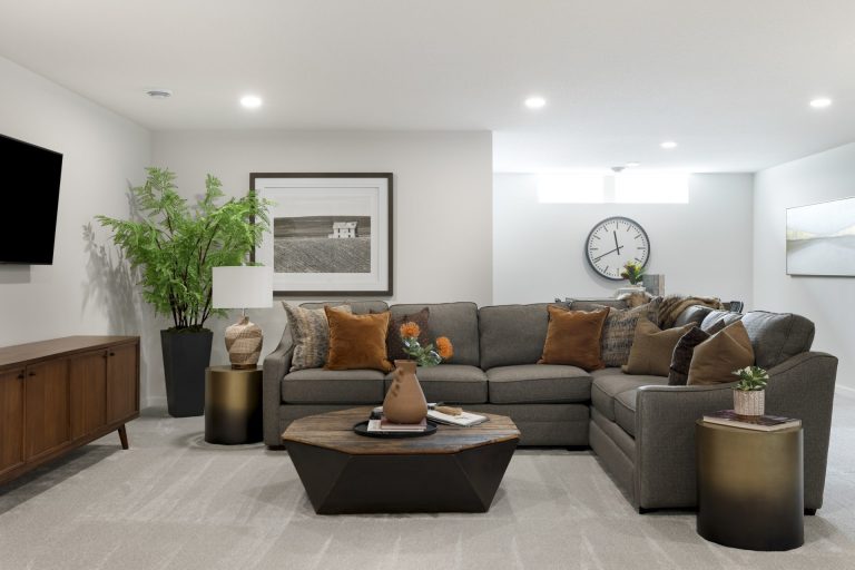 RM01002004 – McKinley R – 11518 202nd Street West 42