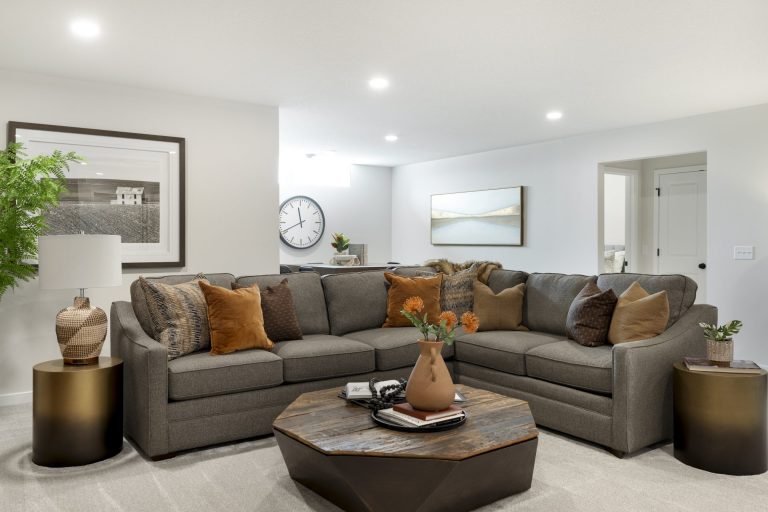 RM01002004 – McKinley R – 11518 202nd Street West 43