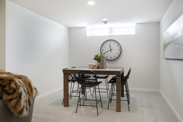RM01002004 – McKinley R – 11518 202nd Street West 44