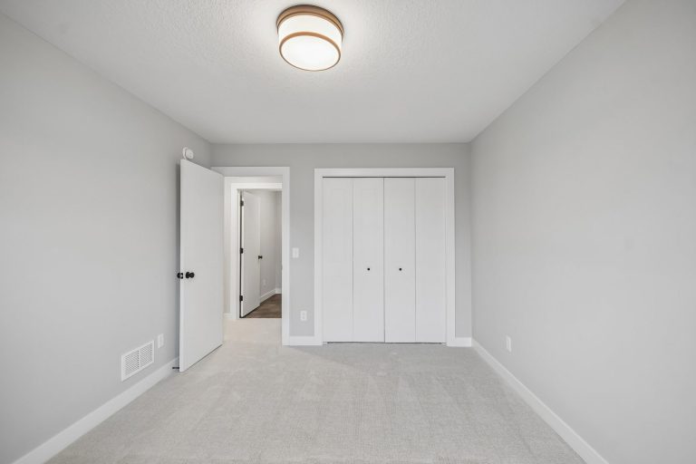 WTR0101 2 – Woodbridge C – 5830 Freeland Bay N 52